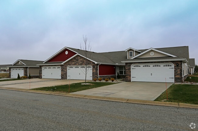Building Photo - Redwood Westfield Myra Way