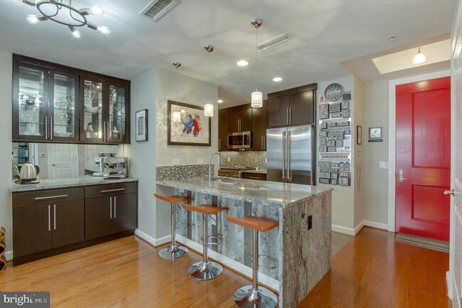 Beautiful Condo - 11990 Market St