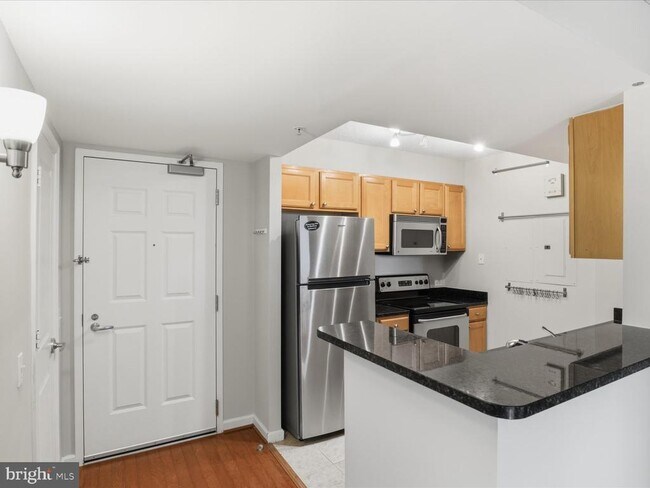 Foto del edificio - 880 N Pollard St