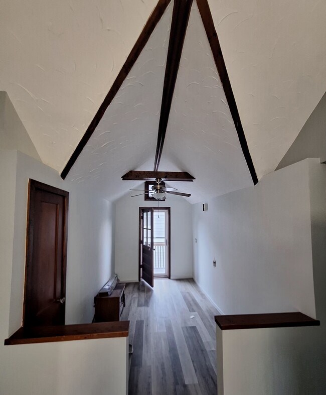 Foto del edificio - 125 Hemlock St