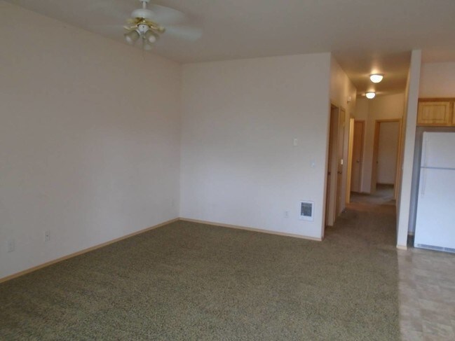 Foto del edificio - 9781-9783 Mill Creek Rd SE