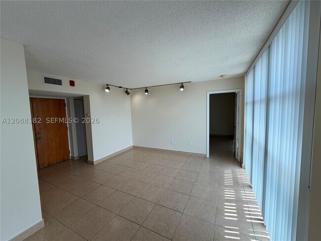 Foto del edificio - 11780 SW 18th St
