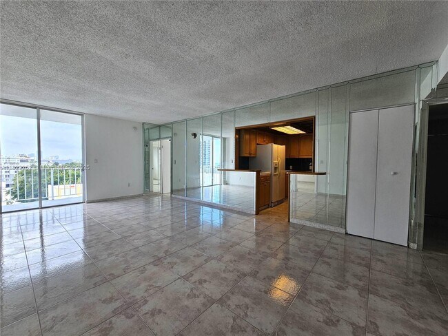Foto del edificio - 2829 Indian Creek Dr