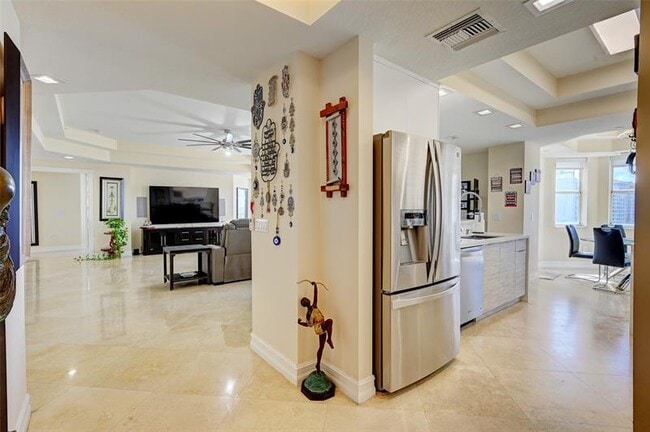 Foto del edificio - 1395 S Ocean Blvd