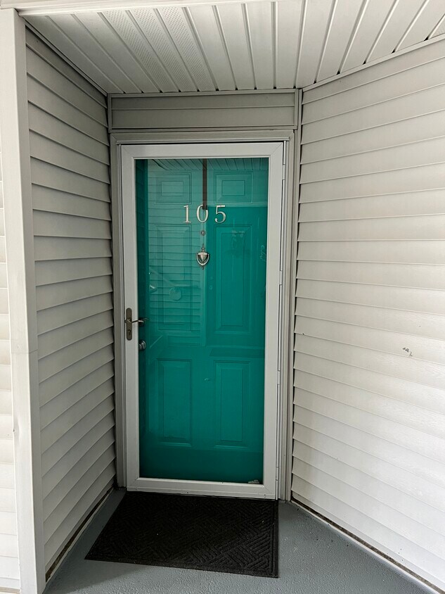 105 Stone Hurst Ct Unit 105 Stone Hurst Ct, New Castle, DE 19720