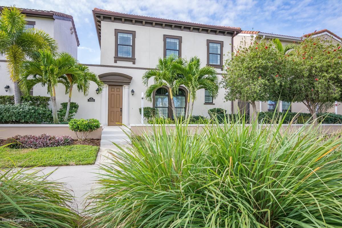 Foto principal - 7055 Primavera Ln