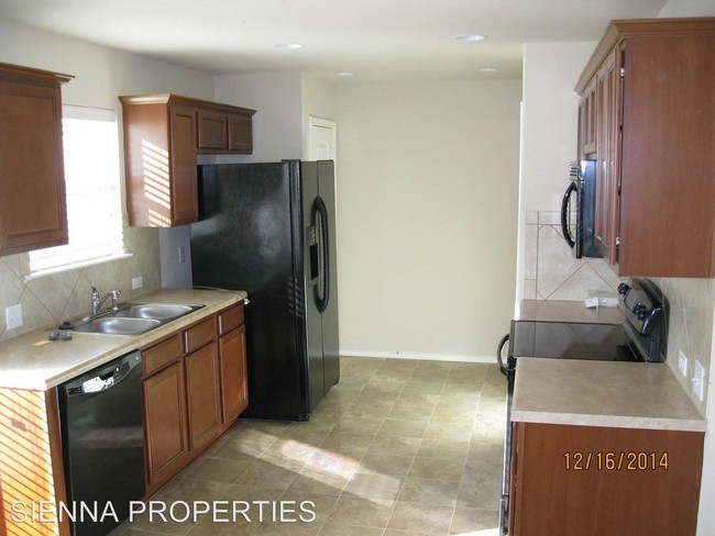 Building Photo - 3 br, 2.5 bath House - 1813 Enchanted Rock