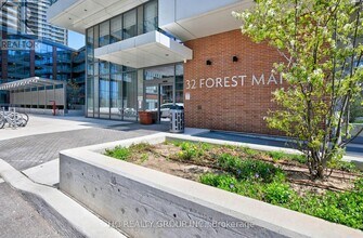 Building Photo - 32 Forest Manor Rd