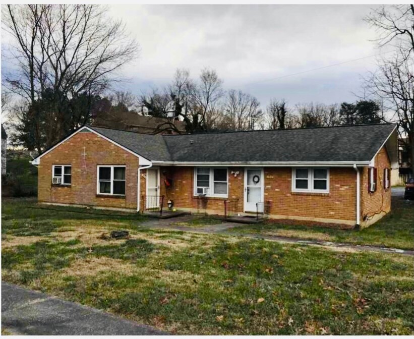 Front of duplex - one on the right is 1417 - 1417 Gilbert Rd NW