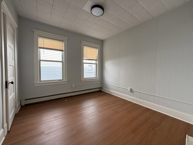 Building Photo - 311 Magnolia St