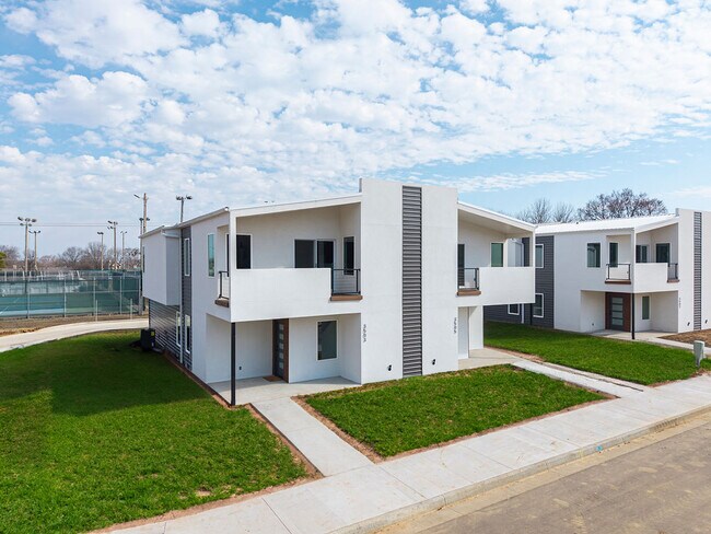 Foto del edificio - High Pointe at Kelley Ridge