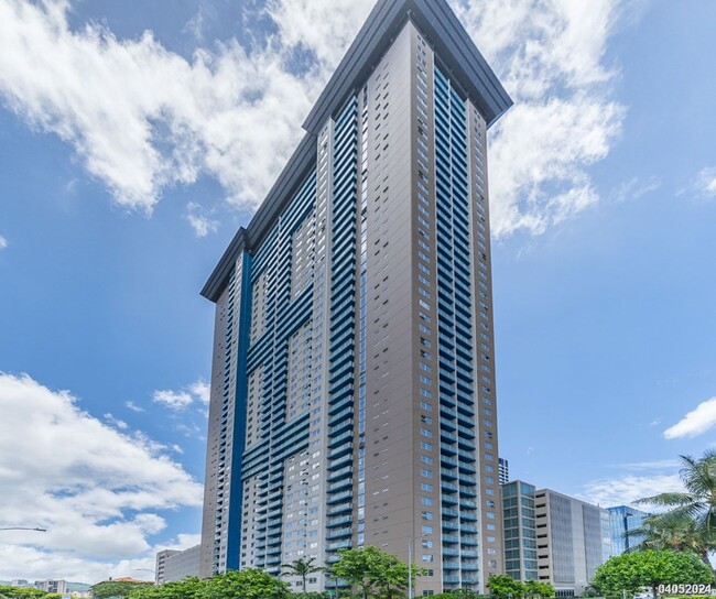 Foto del edificio - 1 BD/1 BA Condo in Kakaako with 1 Parking ...