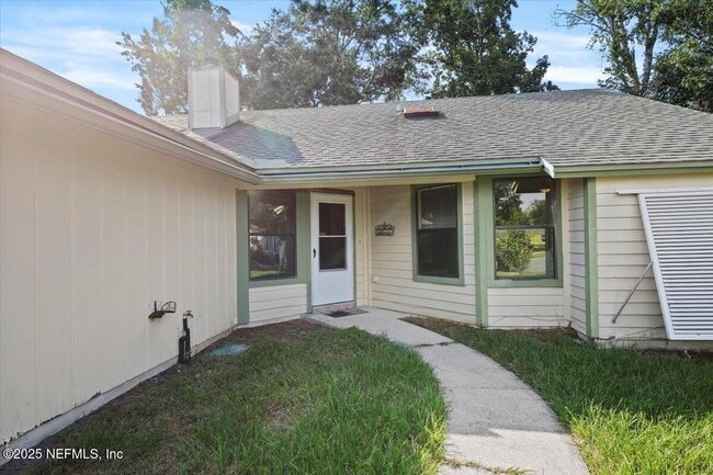 Building Photo - 574 Constitution Dr