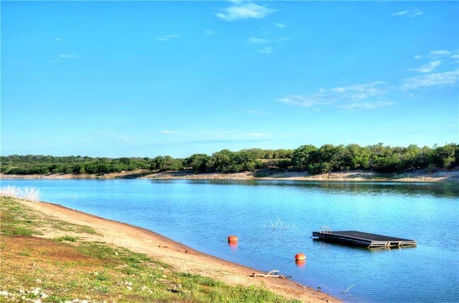 Foto del edificio - 108 Elizabeth Dr