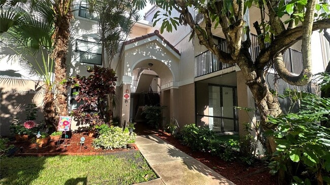 Building Photo - 10111 W Sunrise Blvd