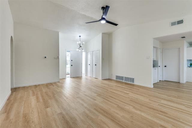 Building Photo - 2023 Brentwood Ln