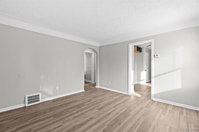 Foto del edificio - 19450 Heyden St