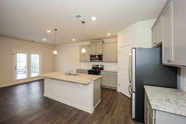 Foto del edificio - 101 Shadow Gln Rd