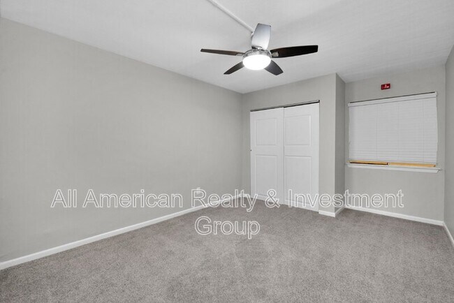 Building Photo - 209 W Miracle Strip Pkwy