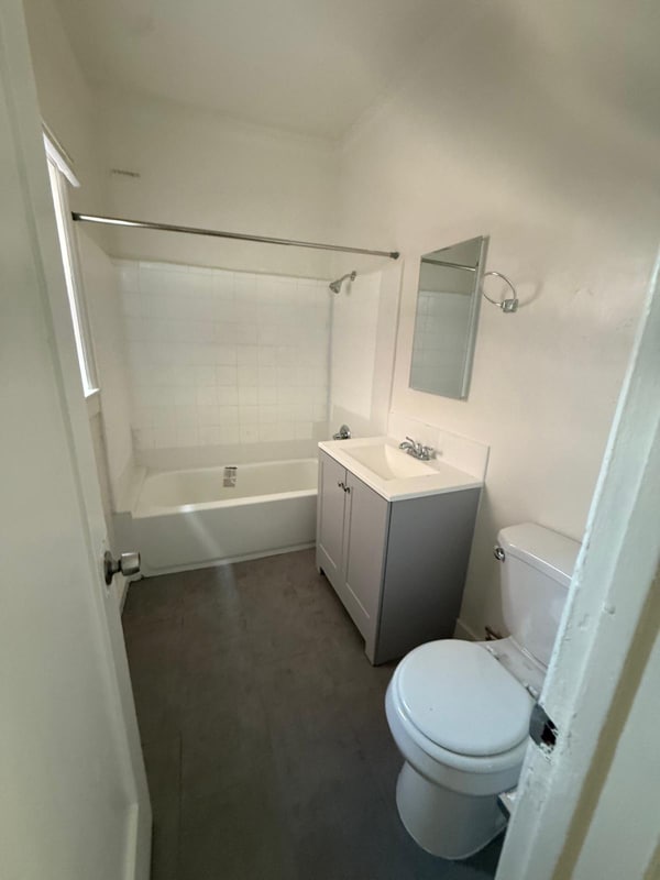 Photo - 1117 S Norton Ave Apartment