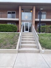 437 College Ave