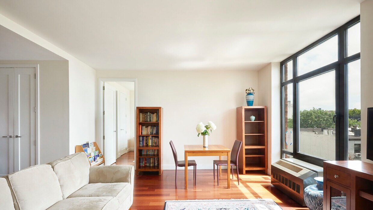 Foto principal - 162 16th St
