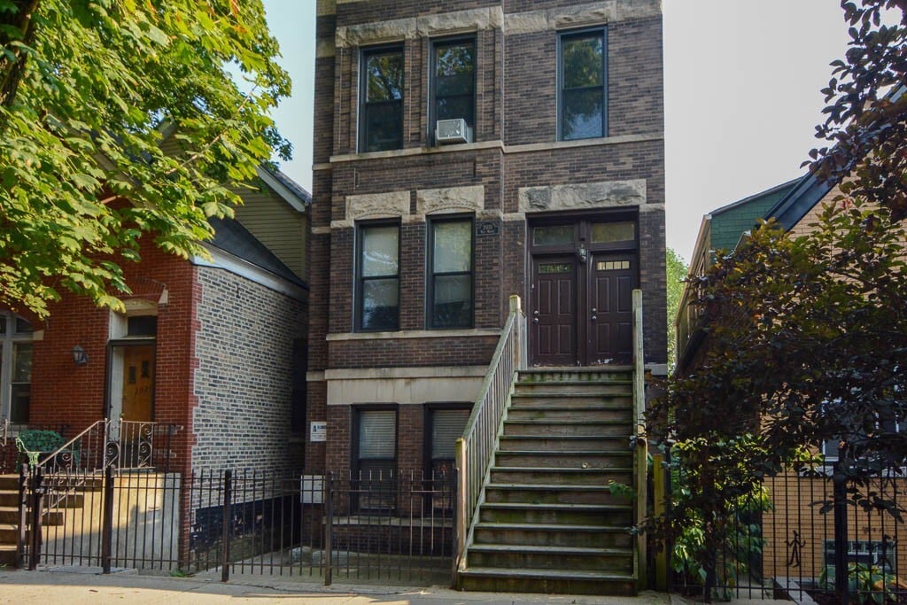 Primary Photo - 2031 W Moffat St