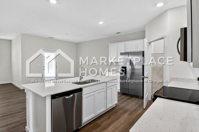 Foto del edificio - 4321 Scenic Mdw Dr NE