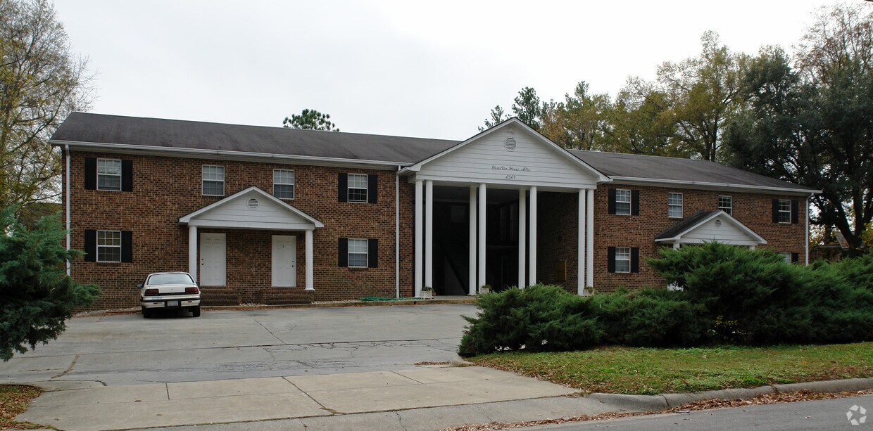 Building Photo - 1313 Hudson Ave