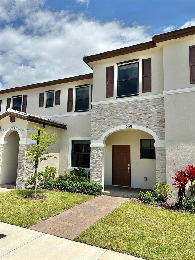 Foto principal - 10049 SW 228th Terrace