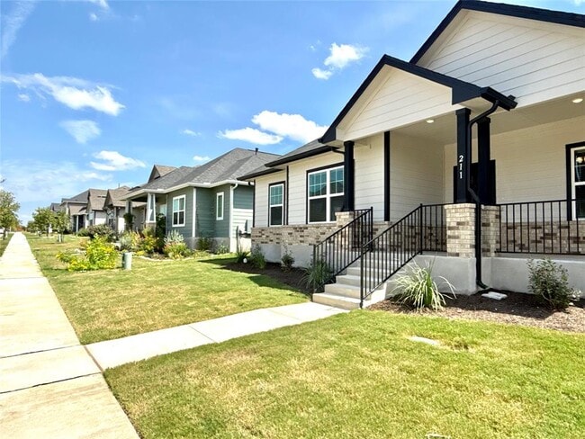 Building Photo - 211 Bethany Crk Dr