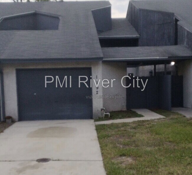 Foto del edificio - 1192 W Romaine Cir