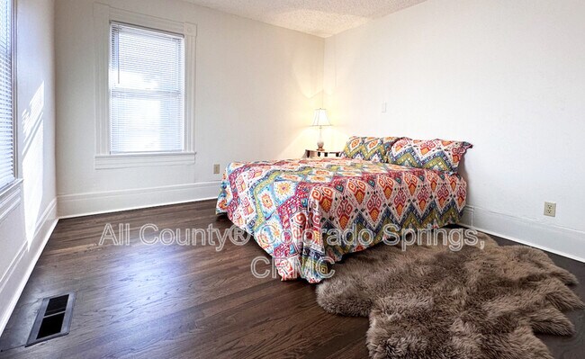 Foto del edificio - 516 E Bijou St