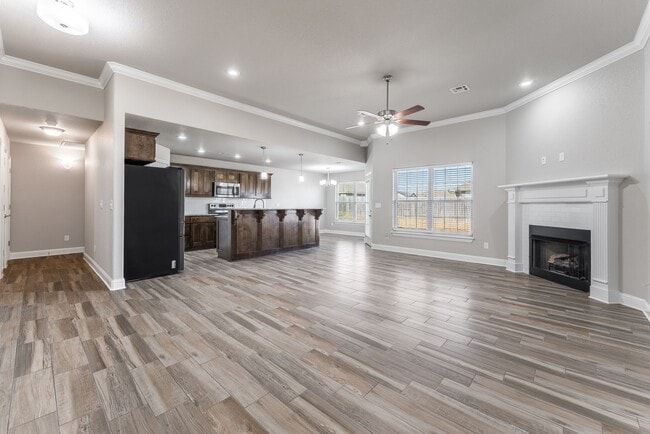 Foto del edificio - Spacious 4-Bedroom Home with Open Layout & Fenced Backyard in Pea Ridge