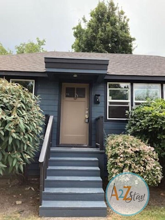 Primary Photo - Ferry Street Triplex LTR