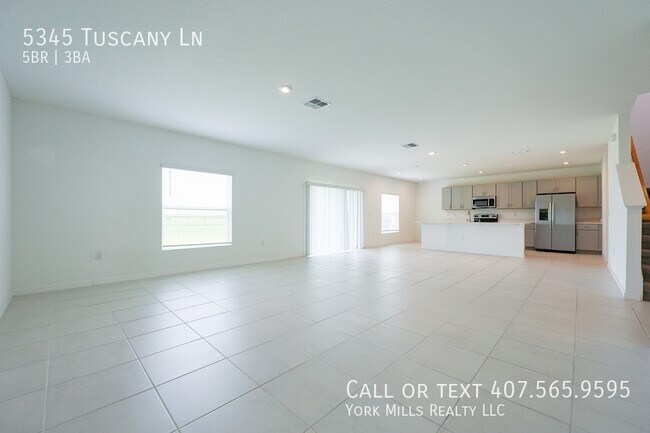 Building Photo - 5345 Tuscany Ln