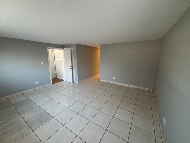 Foto del edificio - 3406 Warren Ave