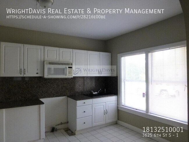 Foto del edificio - St. Pete Historic Grand View 2/2 home!