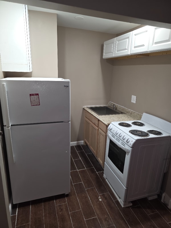 Building Photo - 7010 Cipriano Woods Ct