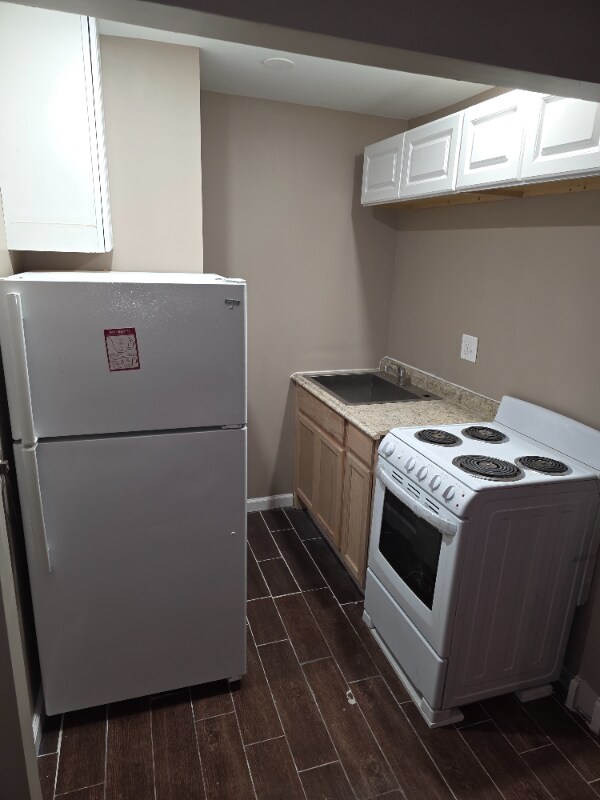 Foto del edificio - 7010 Cipriano Woods Ct