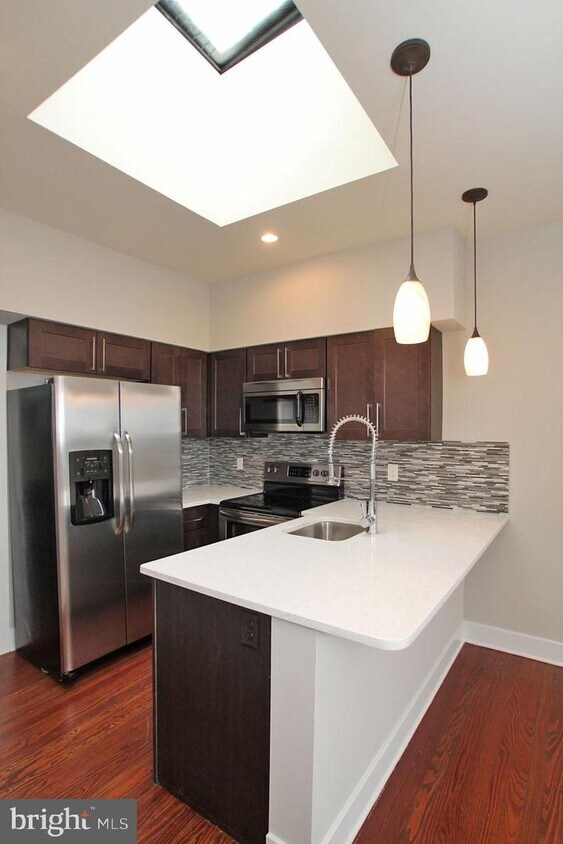 Foto principal - 400 S 45th St