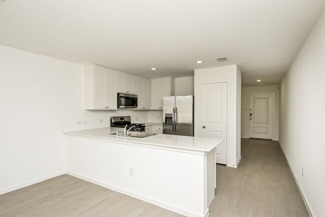 Foto del edificio - 1644 Limpkin Dr