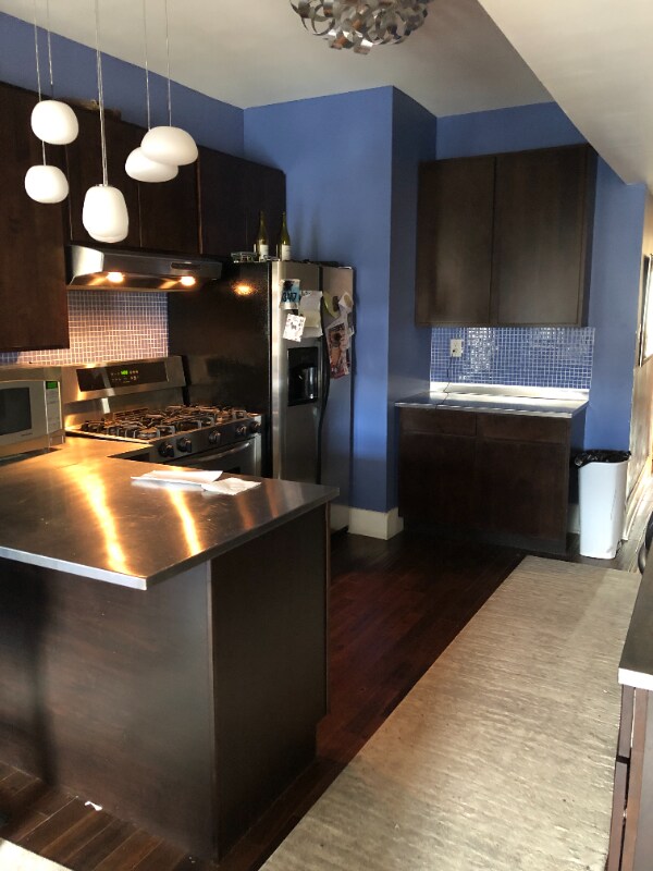 Foto del edificio - 2704 N Ashland Ave