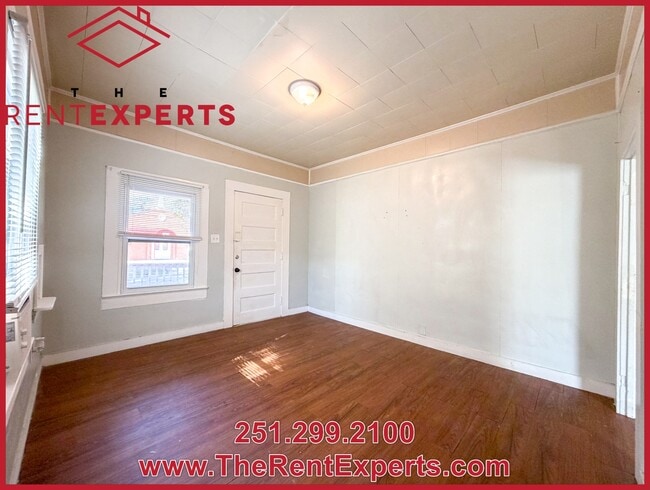 Building Photo - 156 Hemley Ave