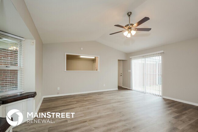 Foto del edificio - 2941 Wintergreen Dr