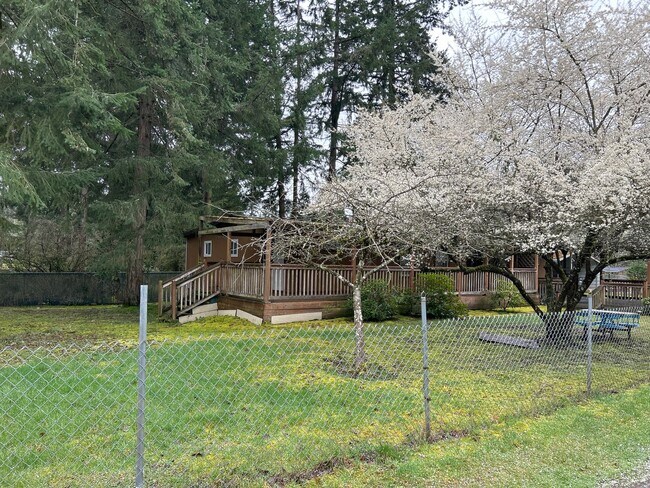 Foto del edificio - 416 Duterrow Rd SE