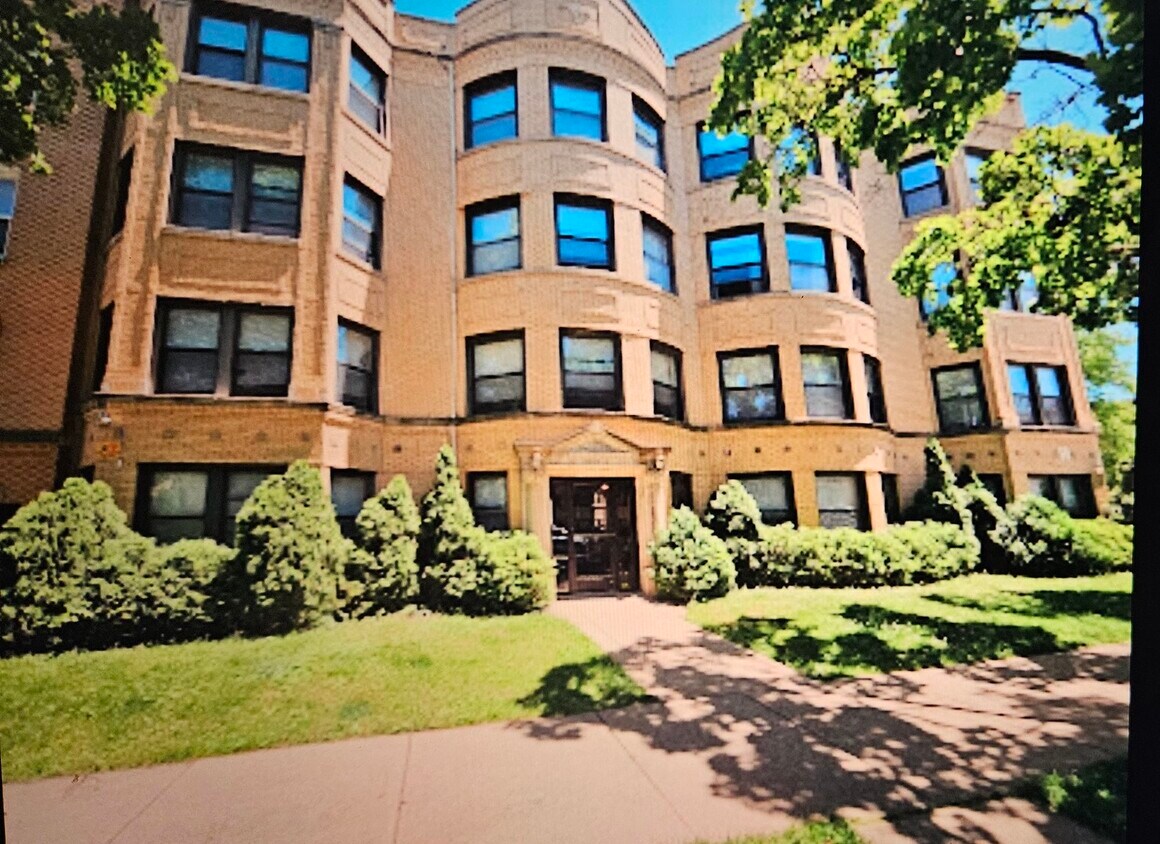 Foto principal - 5503 N Campbell Ave
