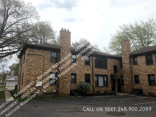 Building Photo - Lincoln Street Condominiums