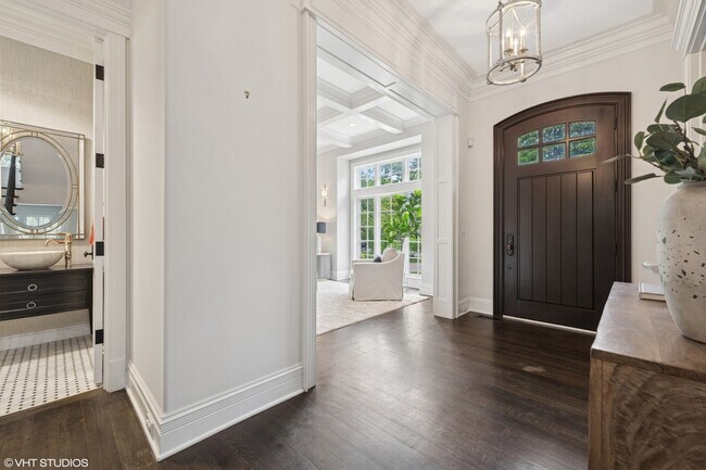 Building Photo - 159 Abingdon Ave