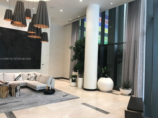 Foto del edificio - 55 SW 9th St